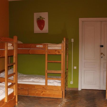 Margo Guest Rooms Krakow Bagian luar foto